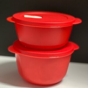 Tupperware set of 2  crystalwave microwave bowls